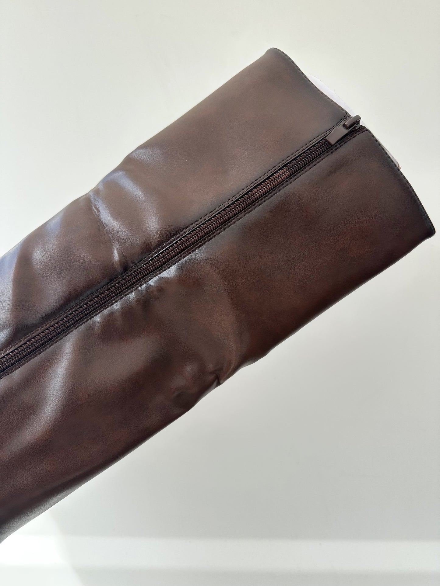 Botas Cano Alto castanhas