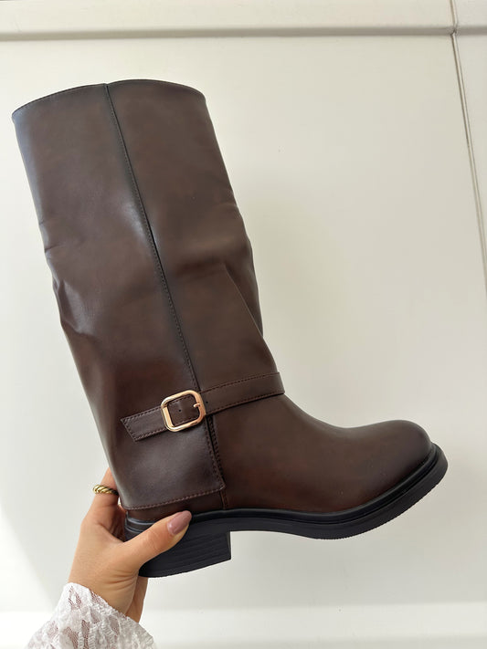 Botas Cano Alto castanhas